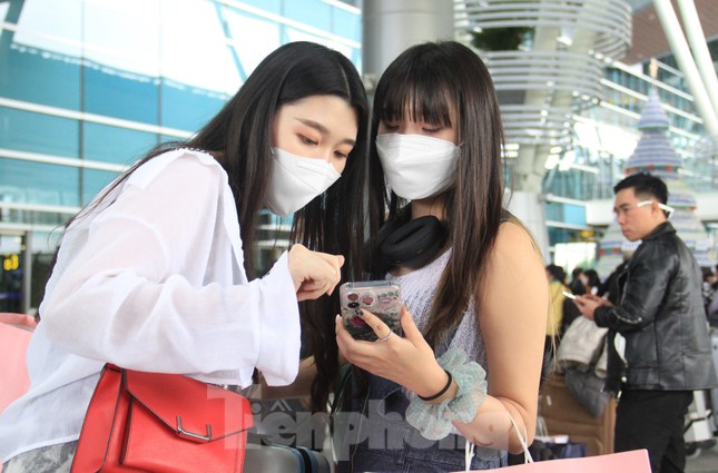 Nữ du khách Hàn Quốc bị tài xế grab ở Đà Nẵng thu phí gấp 10 lần - Ảnh 1.