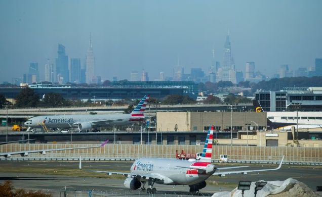 Nhà ga sân bay JFK ở New York đóng cửa sau khi bị mất điện - Ảnh 1. Nhà ga sân bay JFK ở New York đóng cửa sau khi bị mất điện - Ảnh 1.