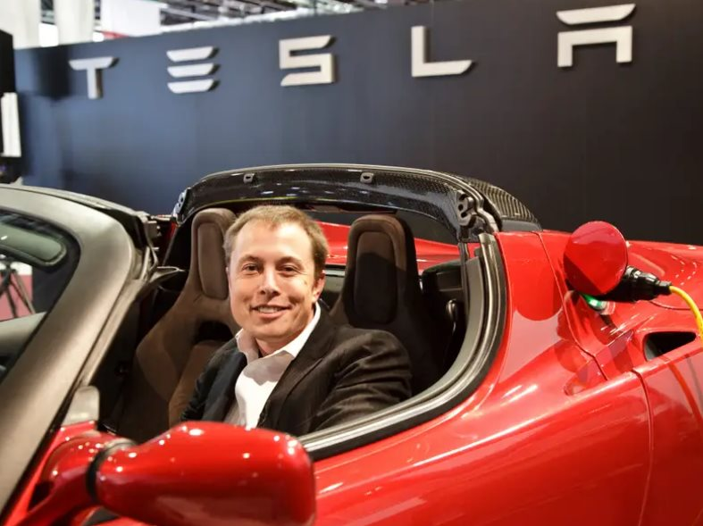 Chuyện thâm cung bí sử ở Tesla: Elon Musk dùng tiền thâu tóm công ty, thẳng tay đuổi 2 nhà sáng lập, ‘Mr Tesla’, ‘ông tổ’ ngành xe điện đến giờ vẫn ấm ức vì bị ‘superman’ lấy mọi hào quang - Ảnh 2. Chuyện thâm cung bí sử ở Tesla: Elon Musk dùng tiền thâu tóm công ty, thẳng tay đuổi 2 nhà sáng lập, ‘Mr Tesla’, ‘ông tổ’ ngành xe điện đến giờ vẫn ấm ức vì bị ‘superman’ lấy mọi hào quang - Ảnh 2.