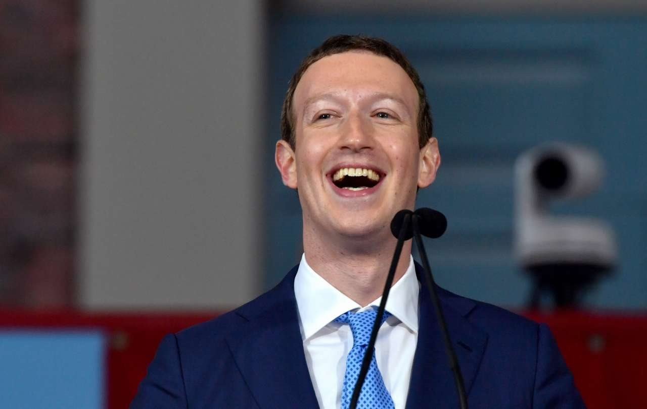 Dành cả năm 2022 hứa hẹn, Mark Zuckerberg cuối cùng cũng lấy được phong độ: Cổ phiếu Meta tăng 27%, 2023 sẽ là 'năm hiệu quả' - Ảnh 3.