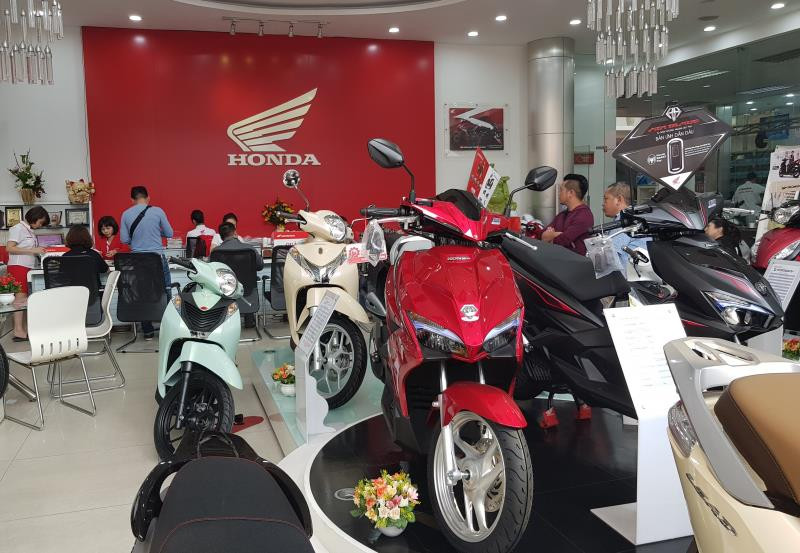 Mỗi ngày người Việt mua hơn 8.200 chiếc xe máy, riêng hãng Honda Việt Nam đều đặn cứ 2 năm xuất xưởng 5 triệu xe - Ảnh 1.