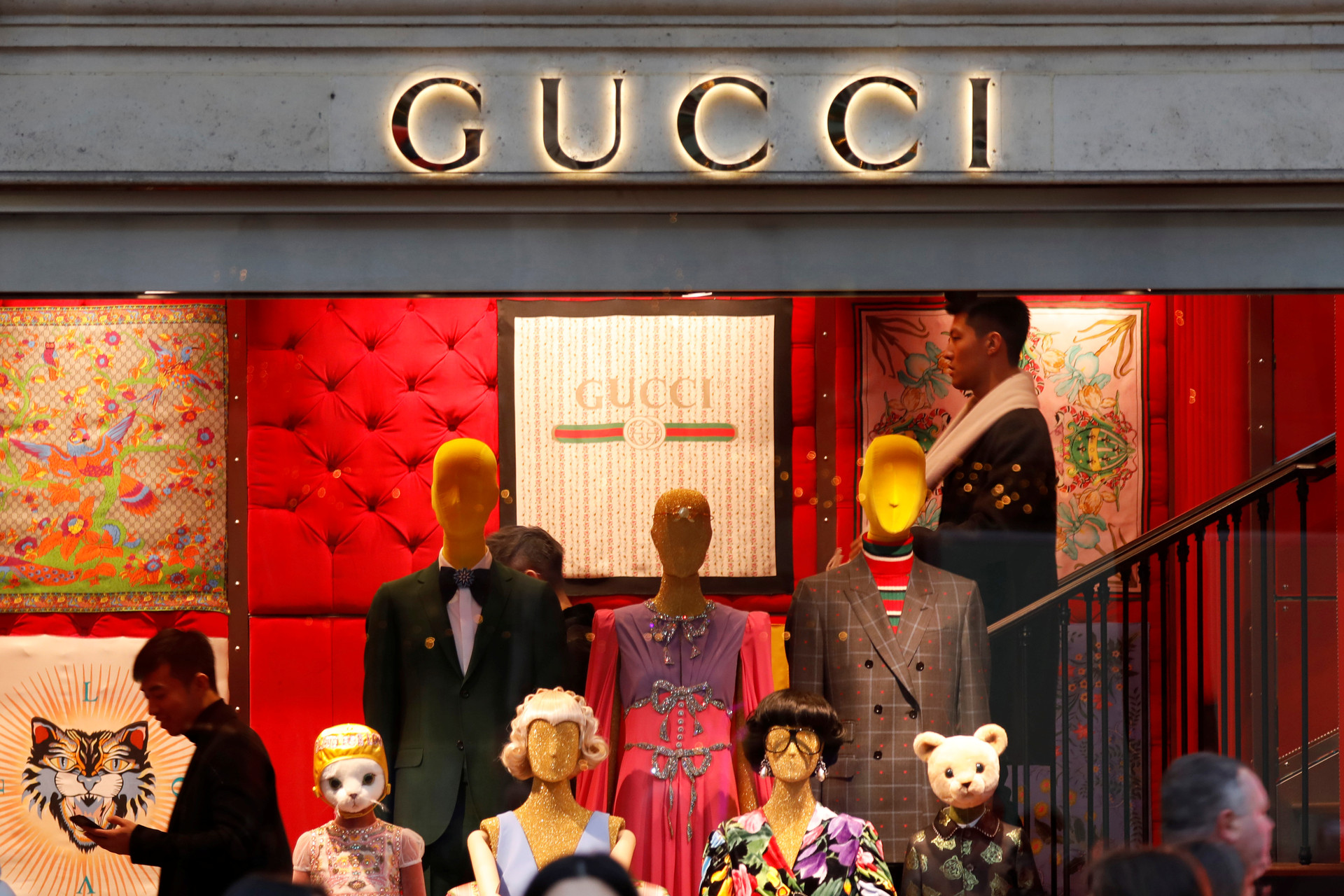 Cửa hàng cao cấp dành riêng cho giới siêu giàu của Gucci: Không có thứ gì dưới 1 tỷ đồng, món đắt nhất có thể lên đến 76 tỷ đồng - Ảnh 1.