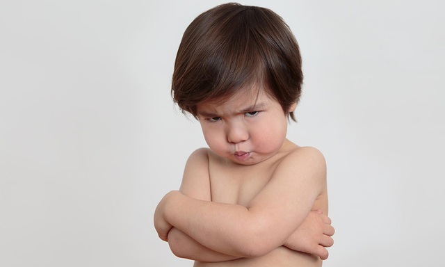 Chuyên gia: Trẻ con có biết gì đâu hay lời bao biện của cha mẹ, tự đánh tráo khái niệm nạn nhân và chối bỏ trách nhiệm dạy con? - Ảnh 3. Chuyên gia: Trẻ con có biết gì đâu hay lời bao biện của cha mẹ, tự đánh tráo khái niệm nạn nhân và chối bỏ trách nhiệm dạy con? - Ảnh 3.