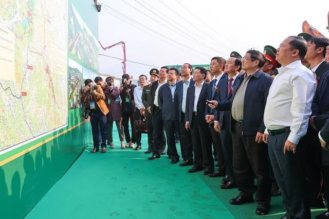 Hòa Bình khởi công đường liên kết vùng Hòa Bình - Hà Nội và cao tốc Sơn La quy mô 4.120 tỷ đồng - Ảnh 2.