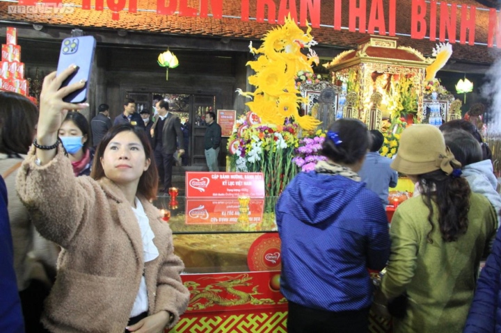 Cặp bánh kỷ lục Guinness Việt Nam tại Lễ hội đền Trần Thái Bình - Ảnh 7.