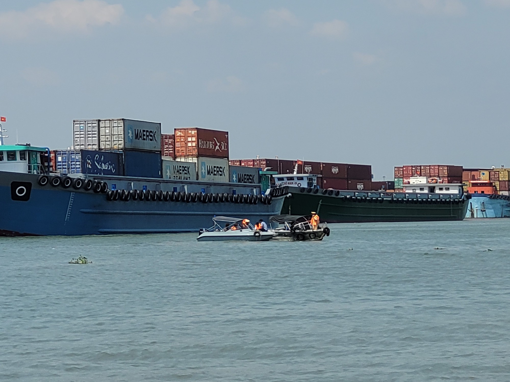 Thông tin mới vụ lật thuyền khiến 13 người gặp nạn trên sông Đồng Nai - Ảnh 3.