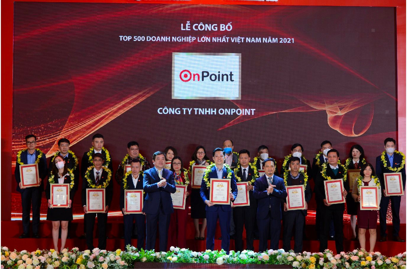 Giấc mơ phục vụ 100 triệu khách hàng Đông Nam Á của founder startup dịch vụ hỗ trợ TMĐT số 1 Việt Nam - Ảnh 14.