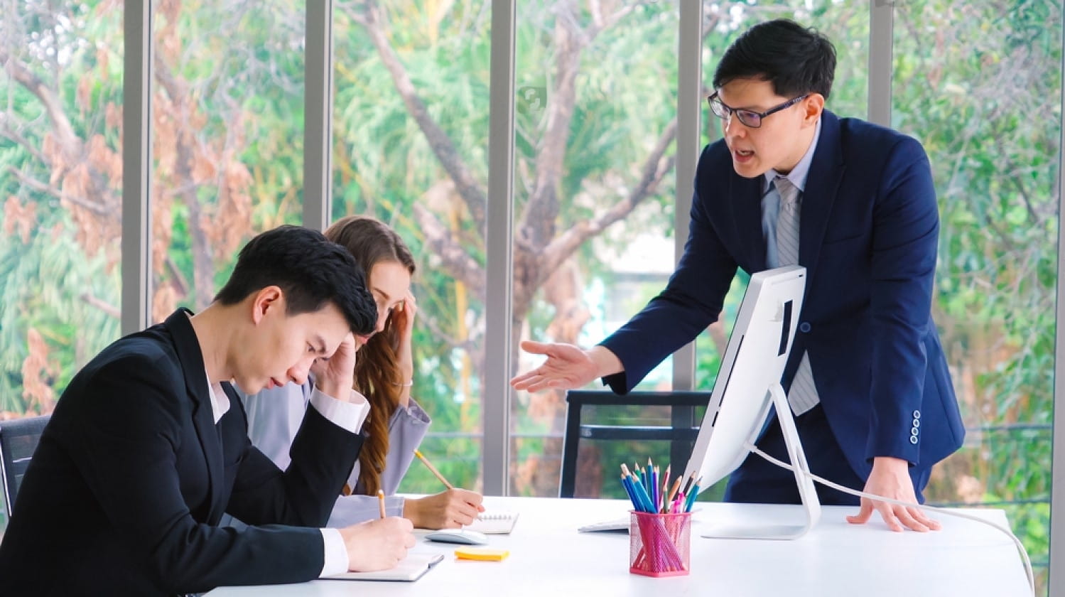 Dấu hiệu nhận biết “bẫy tâm lý” chốn văn phòng để tránh bị thao túng, kiểm soát - Ảnh 2. Dấu hiệu nhận biết “bẫy tâm lý” chốn văn phòng để tránh bị thao túng, kiểm soát - Ảnh 2.