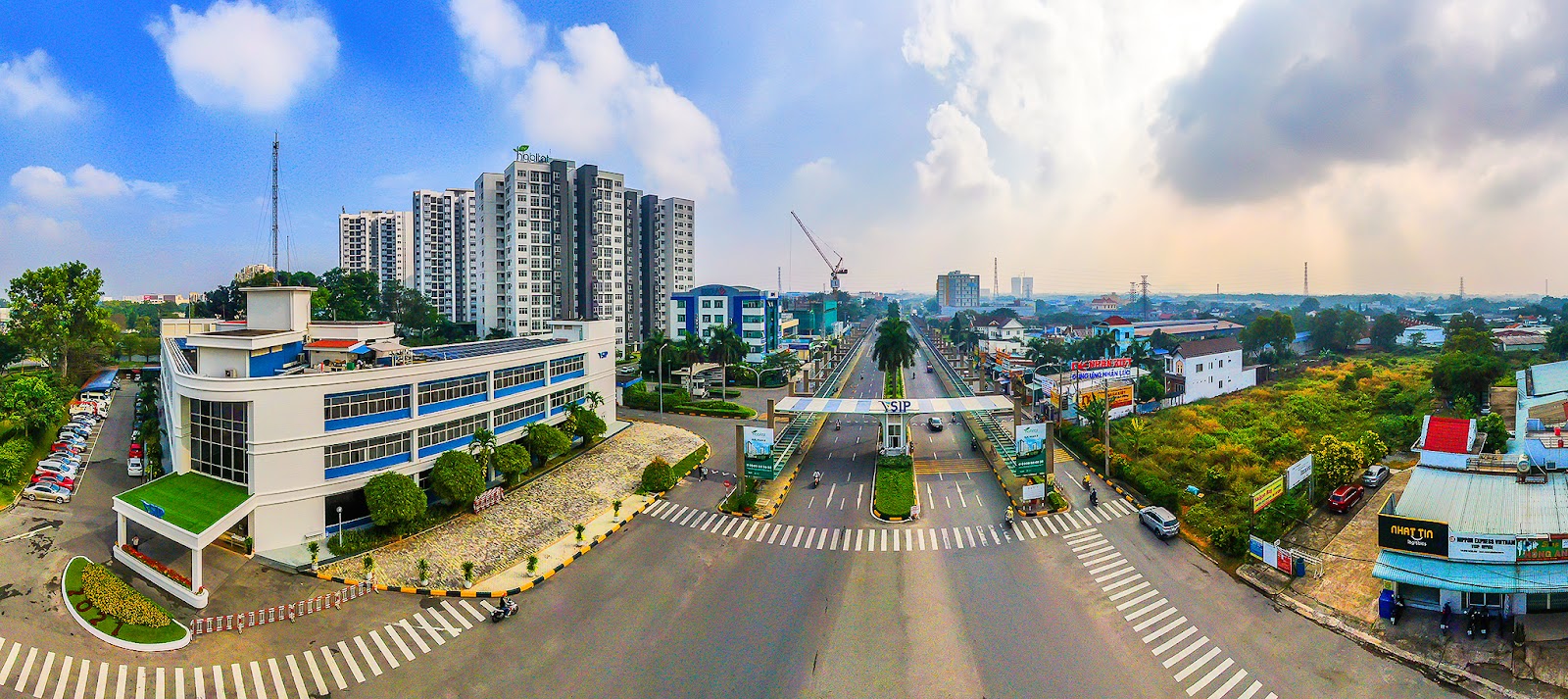 12 khu công nghiệp VSIP, Sài Gòn Centre và những công trình ghi dấu ấn Singapore tại Việt Nam - Ảnh 2.
