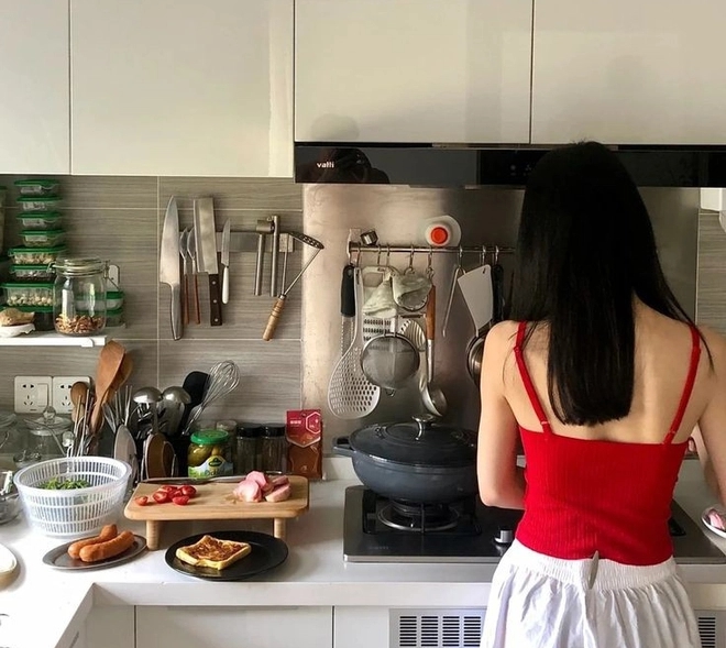 Một nhà 4 người mắc ung thư phổi dù không ai hút thuốc, bác sĩ nhắc nhở 7 nguyên nhân gây bệnh tưởng lạ mà quen  - Ảnh 2.
