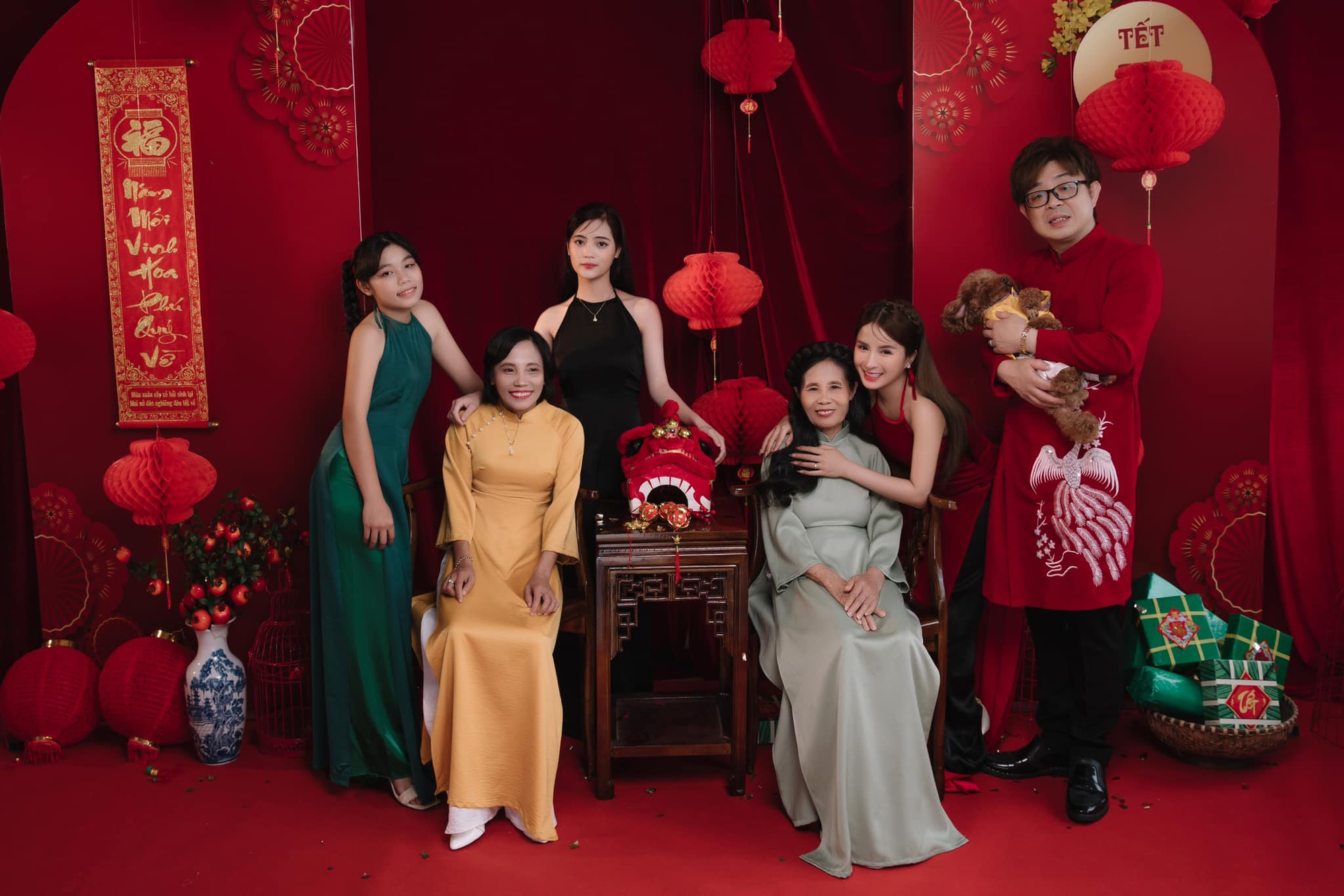 Chuyện tình của "Vợ chồng bà Nhân": Cô gái Việt bập bẹ tiếng Anh vẫn cưa đổ kỹ sư hãng Toyota sang công tác! - Ảnh 3. Chuyện tình của "Vợ chồng bà Nhân": Cô gái Việt bập bẹ tiếng Anh vẫn cưa đổ kỹ sư hãng Toyota sang công tác! - Ảnh 3.