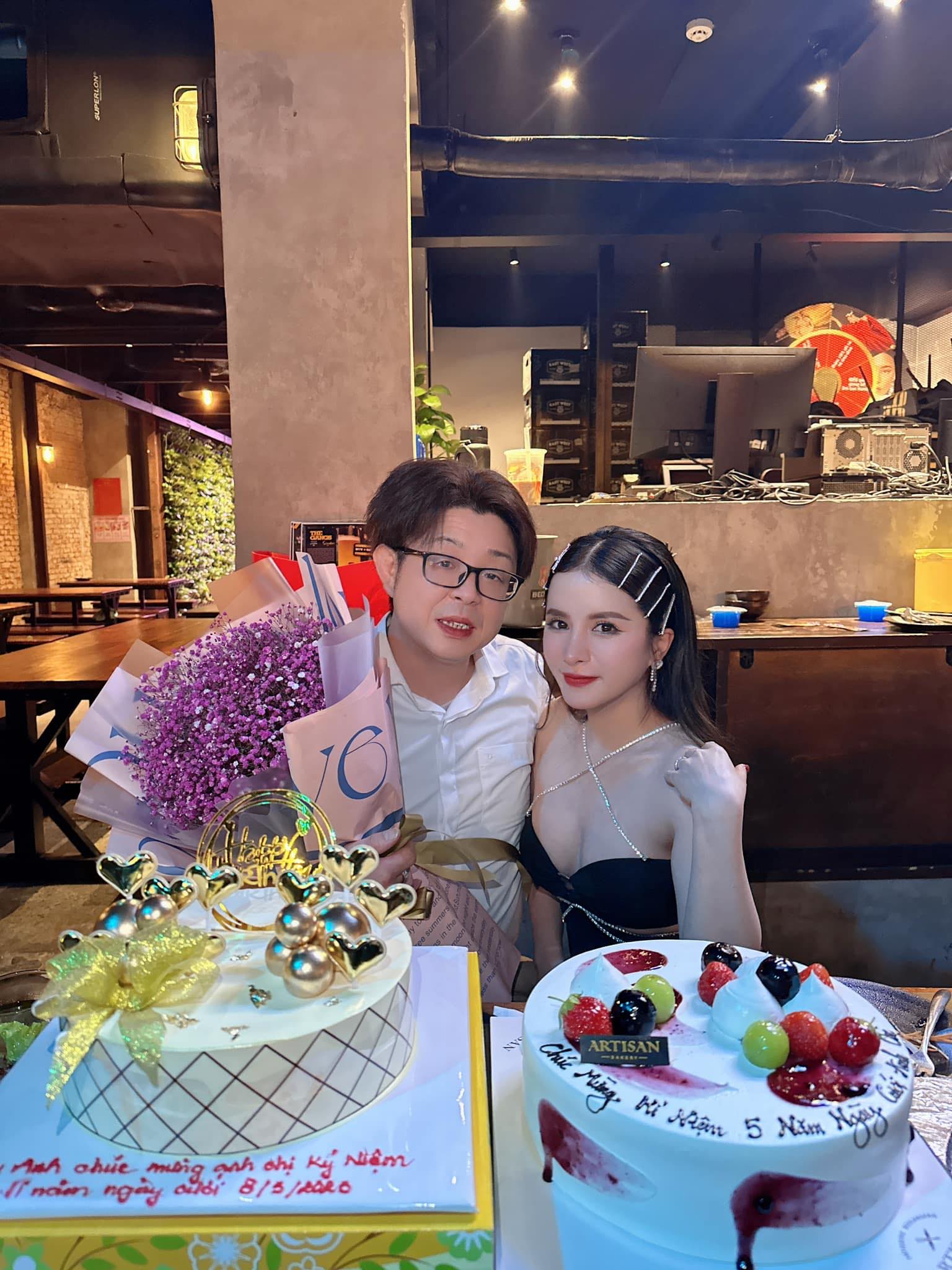 Chuyện tình của "Vợ chồng bà Nhân": Cô gái Việt bập bẹ tiếng Anh vẫn cưa đổ kỹ sư hãng Toyota sang công tác! - Ảnh 1. Chuyện tình của "Vợ chồng bà Nhân": Cô gái Việt bập bẹ tiếng Anh vẫn cưa đổ kỹ sư hãng Toyota sang công tác! - Ảnh 1.