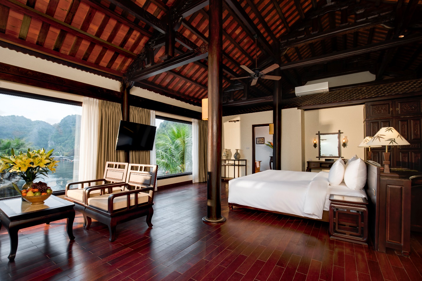 Emeralda Resort Tam Cốc – Trải nghiệm khu nghỉ đậm dấu ấn biệt phủ xứ Kinh Kỳ - Ảnh 1. Emeralda Resort Tam Cốc – Trải nghiệm khu nghỉ đậm dấu ấn biệt phủ xứ Kinh Kỳ - Ảnh 1.