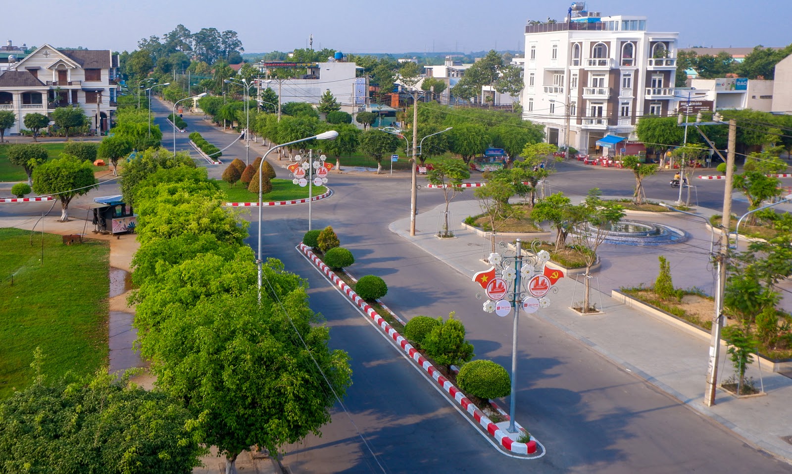 Toàn cảnh thị xã đông dân nhất Việt Nam sắp lên thành phố - Ảnh 6. Toàn cảnh thị xã đông dân nhất Việt Nam sắp lên thành phố - Ảnh 6.