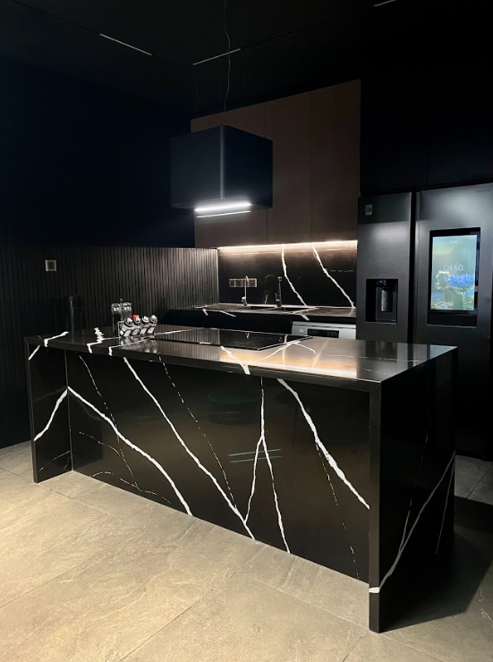 Vợ chồng 9x chi 10 tỷ đồng cải tạo khách sạn cũ 700m2 thành ngôi nhà cực phong cách: Vừa là tổ ấm, vừa kinh doanh giúp "tận dụng hiệu quả tối đa" - Ảnh 8. Vợ chồng 9x chi 10 tỷ đồng cải tạo khách sạn cũ 700m2 thành ngôi nhà cực phong cách: Vừa là tổ ấm, vừa kinh doanh giúp "tận dụng hiệu quả tối đa" - Ảnh 8.