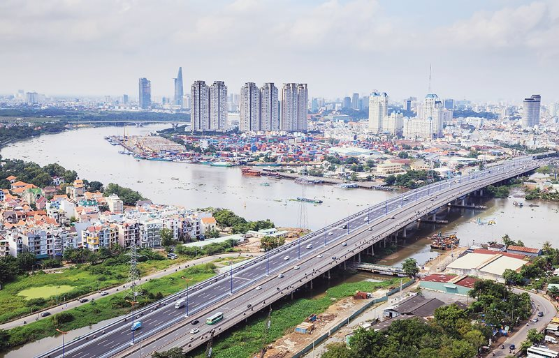 Thu nhập bình quân (PPP) từng chưa bằng 1/2 Đông Timor, Việt Nam hiện gấp bao nhiêu lần? - Ảnh 1.