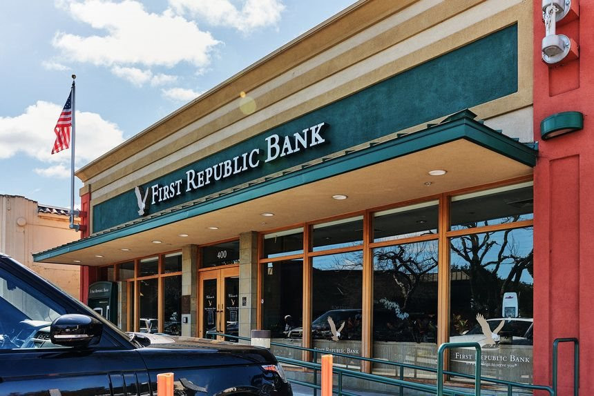 Các ngân hàng lớn nhất nước Mỹ hỗ trợ 30 tỷ USD cho First Republic Bank - Ảnh 1.