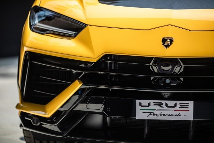 Siêu xe Lamborghini Urus Performante giá từ 16,5 tỷ đồng ra mắt ở Việt Nam - Ảnh 8.
