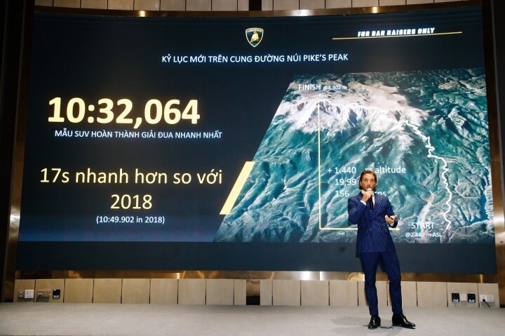 Siêu xe Lamborghini Urus Performante giá từ 16,5 tỷ đồng ra mắt ở Việt Nam - Ảnh 2.