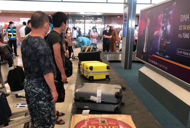 Khách bay từ Thái Lan về Hà Nội mất hành lý, hãng bồi thường 120.000 đồng/kg - Ảnh 1.