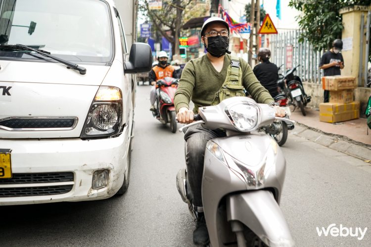 Thừa tiền mua ô tô nhưng tôi chọn đi SH vì những lý do sau - Ảnh 3.