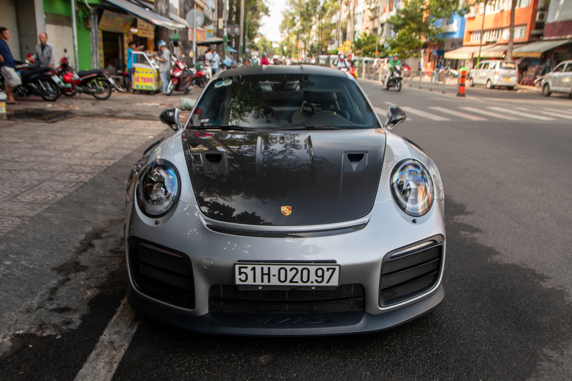 Ông Đặng Lê Nguyên Vũ lần đầu chia sẻ về siêu phẩm Porsche 911 GT2 RS: 4 năm đi 76 km, có chỗ còn chưa bóc seal - Ảnh 2.