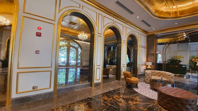 Khách sạn Dolce by Wyndham Hanoi Golden Lake là khách sạn dát vàng thứ 2 tại Việt Nam và là khách sạn dát vàng đầu tiên tại Hà Nội đang được đại gia &quot;Đường Bia&quot; rao bán cạnh tranh với giá khởi điểm 250 triệu USD. - Ảnh 4.