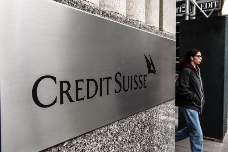 Credit Suisse chấp nhận bán mình cho đối thủ với giá 3,3 tỷ USD - Ảnh 1.