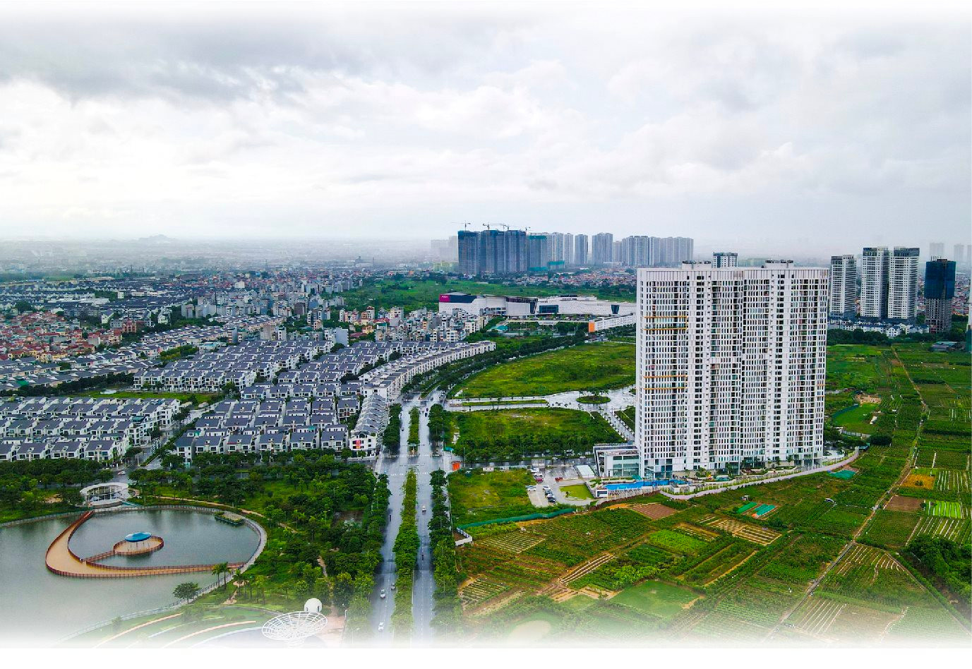 Tổng giám đốc Colliers: Cơ hội trên thị trường bất động sản sẽ bắt đầu xuất hiện từ giữa năm 2023 - Ảnh 5. Tổng giám đốc Colliers: Cơ hội trên thị trường bất động sản sẽ bắt đầu xuất hiện từ giữa năm 2023 - Ảnh 5.