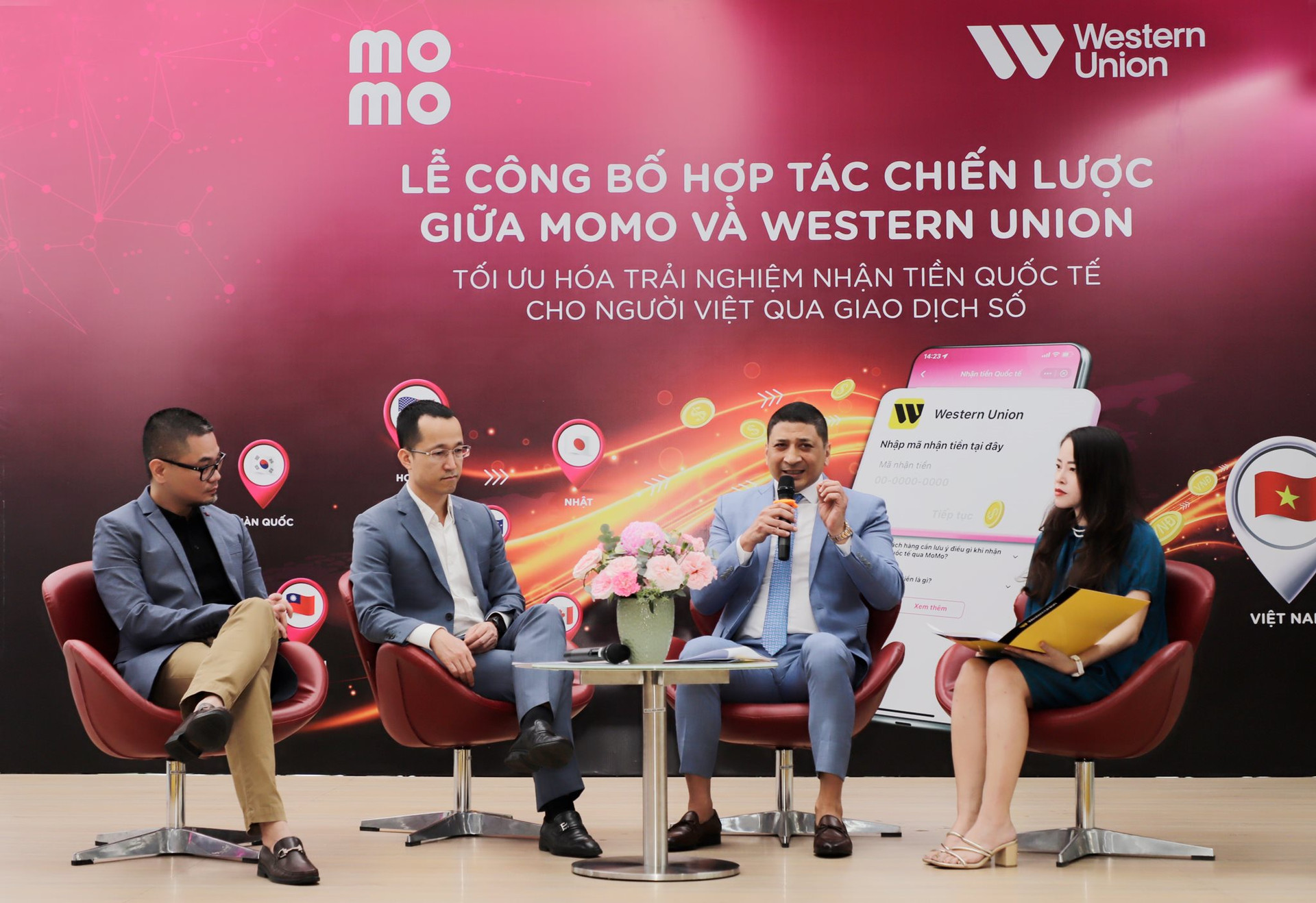 “Kỳ lân” MoMo hợp tác Western Union cung cấp dịch vụ giúp người dùng Việt nhận tiền từ nước ngoài chỉ trong 1 phút - Ảnh 2.