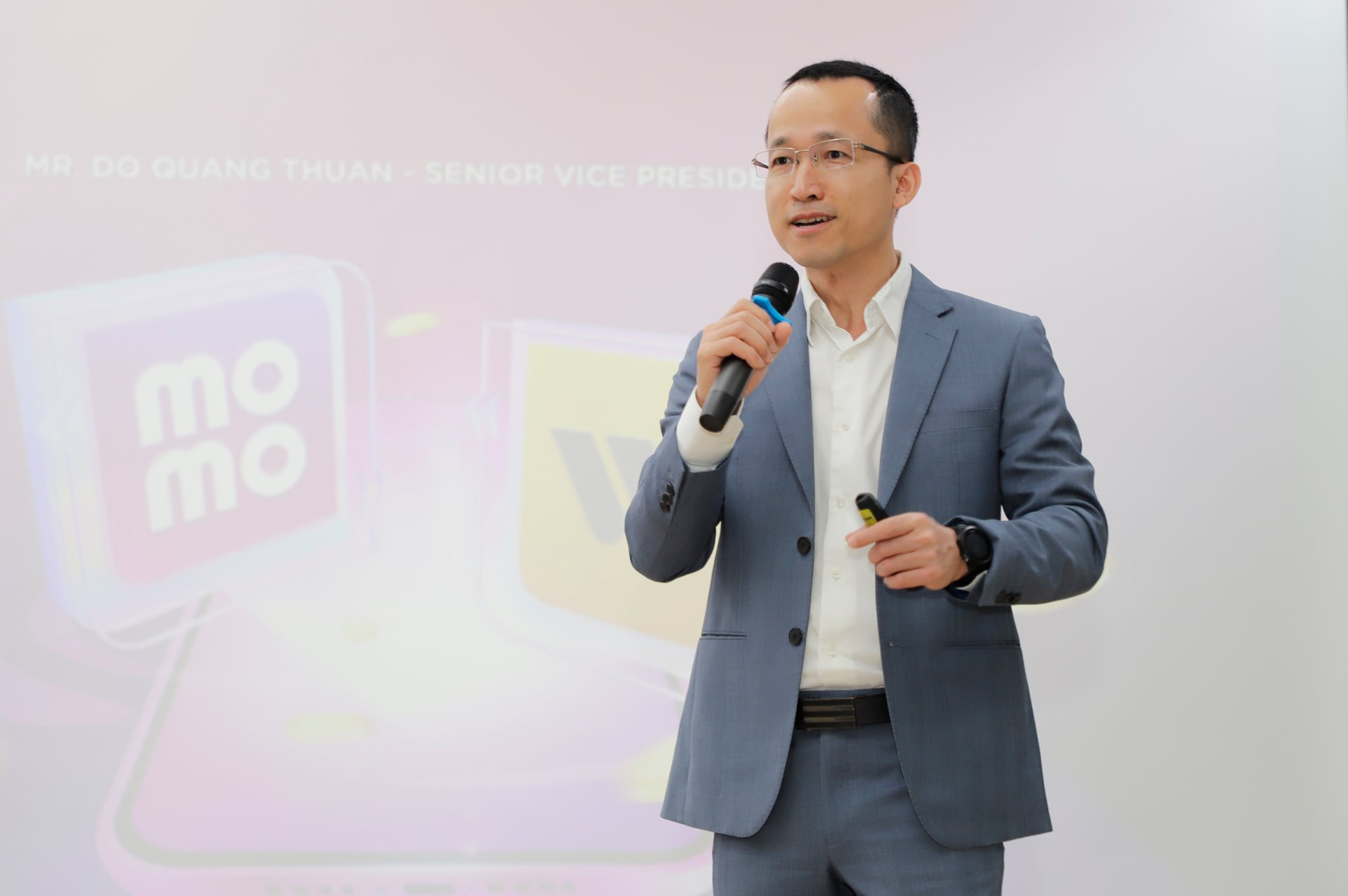 “Kỳ lân” MoMo hợp tác Western Union cung cấp dịch vụ giúp người dùng Việt nhận tiền từ nước ngoài chỉ trong 1 phút - Ảnh 3.