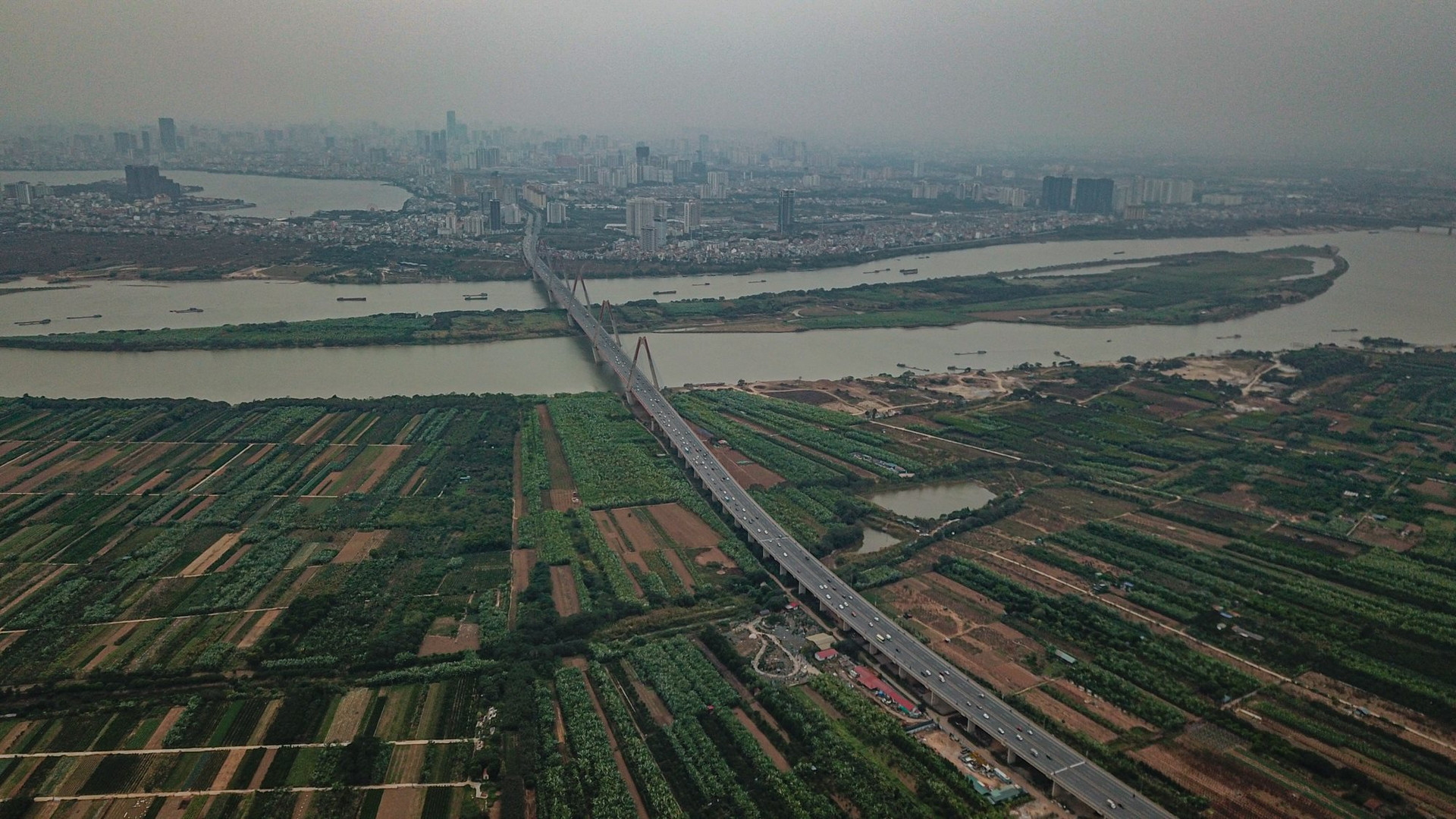 Diện mạo huyện quy tụ toàn dự án tỷ USD ở Hà Nội chuẩn bị lên quận - Ảnh 2.