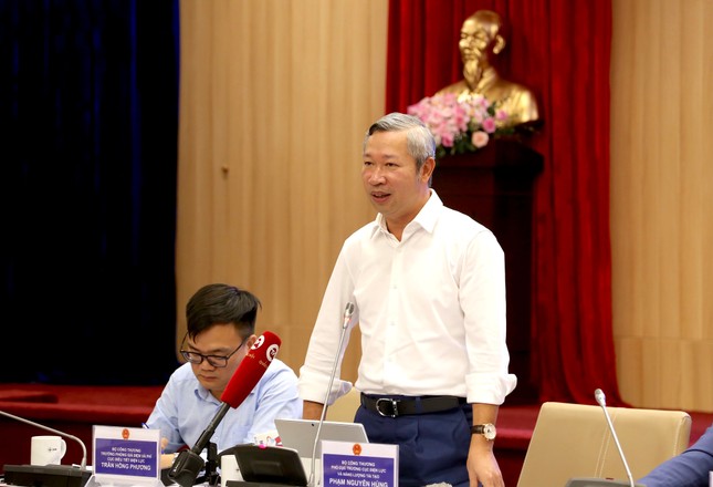 Cánh đồng điện gió đầu tư hàng nghìn tỷ đồng... 'nằm bất động’ - Ảnh 2.
