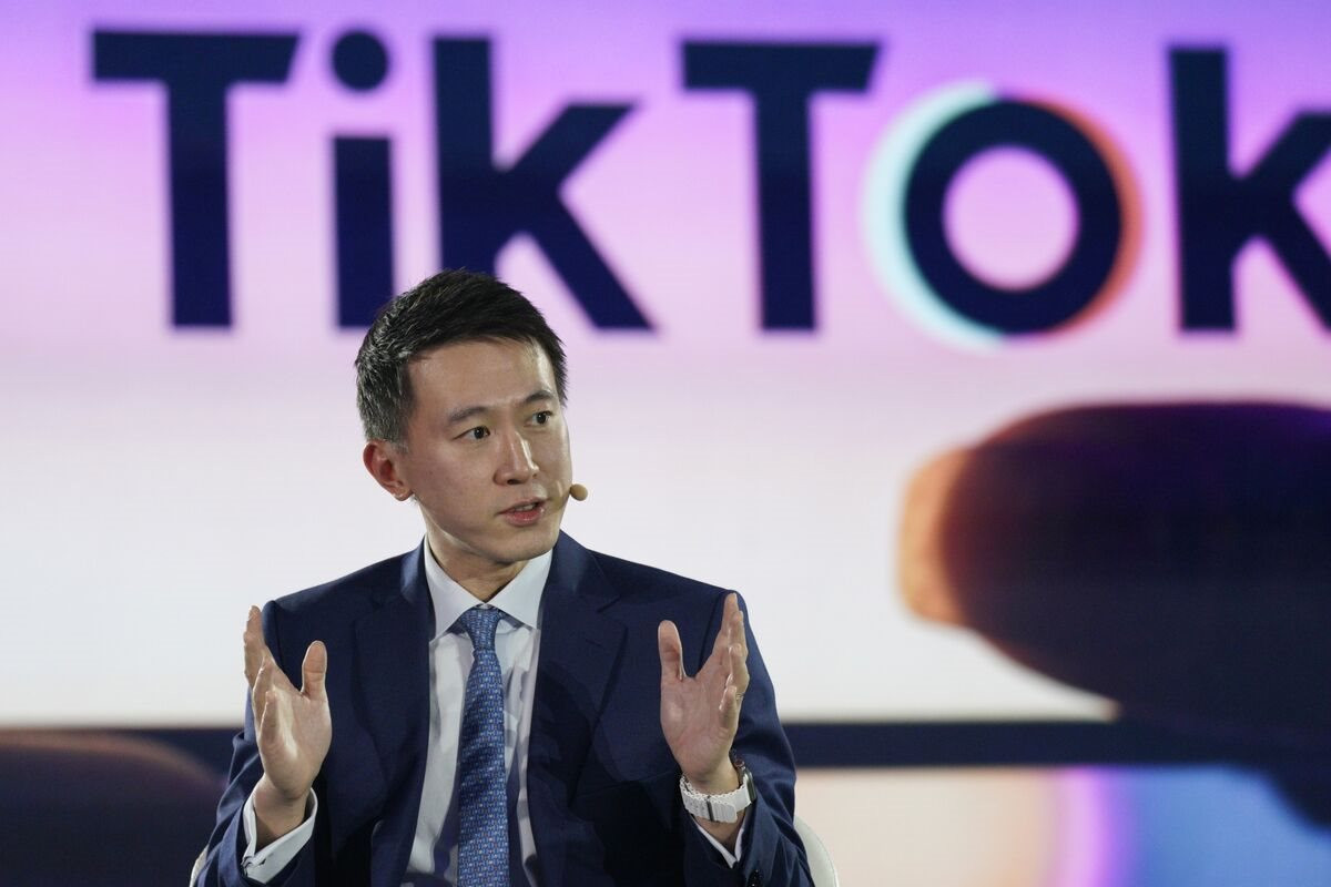 CEO 8X bí ẩn của TikTok: Có bằng MBA từ Harvard, từng là thực tập sinh tại Facebook, giờ thành sếp của mạng xã hội đối thủ nổi nhất hành tinh - Ảnh 2.