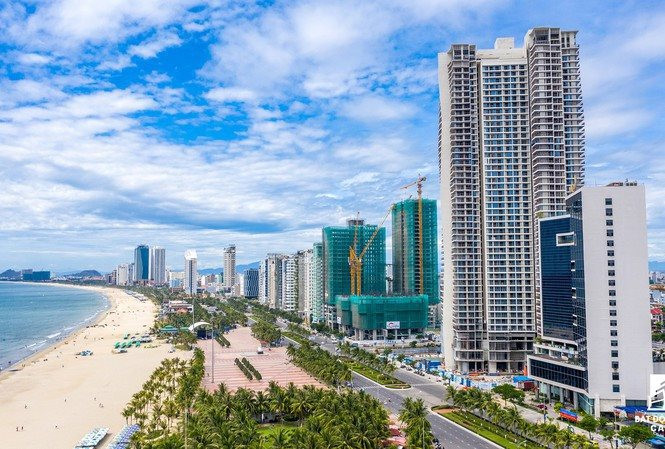 Hàng loạt khách sạn tại Đà Nẵng có giá từ vài trăm đến nghìn tỷ đồng &quot;ồ ạt&quot; rao bán trước thềm mà cao điểm - Ảnh 1.