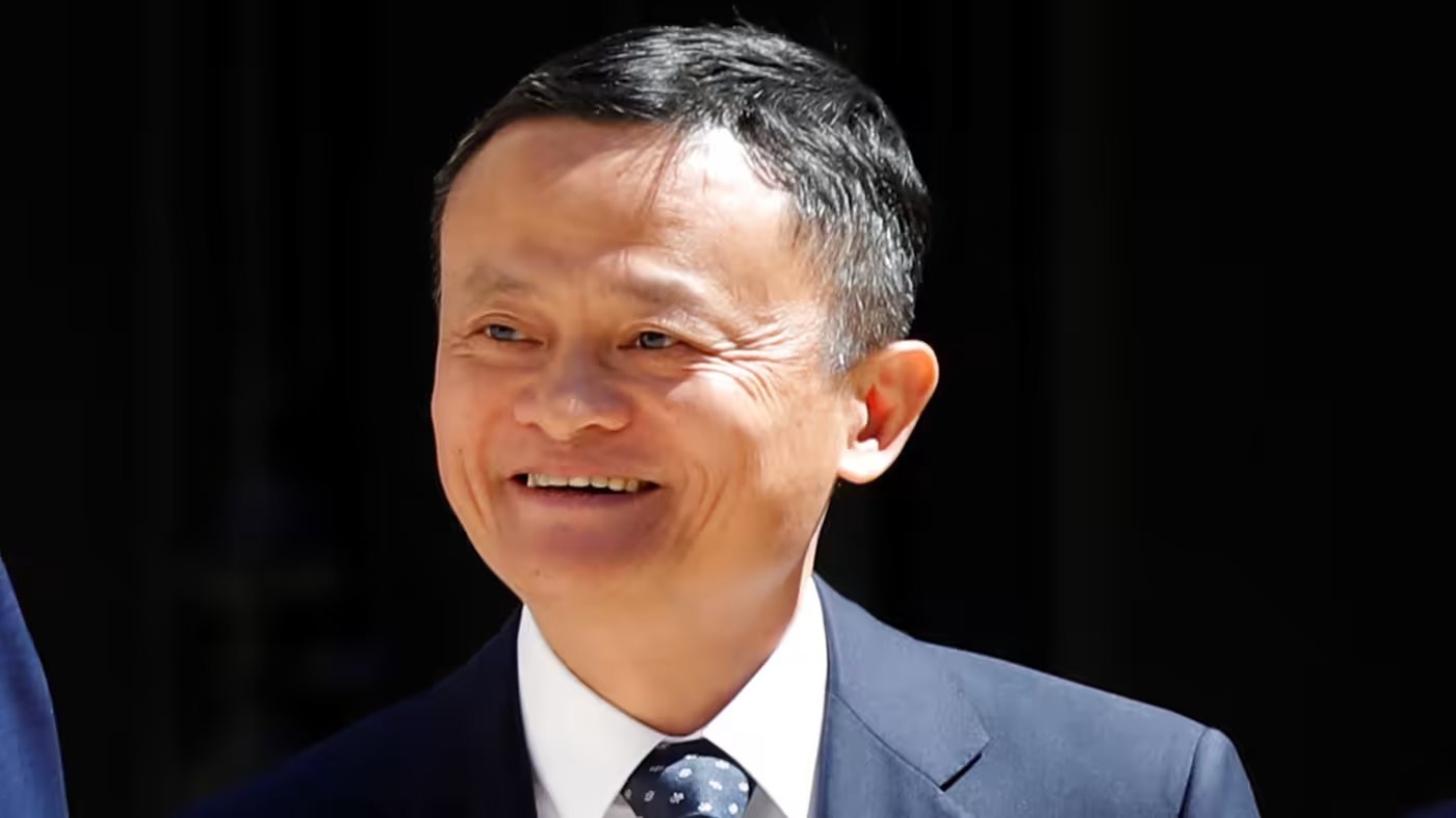 Jack Ma lần đầu tiên quay về Trung Quốc sau gần 1 năm sống ở nước ngoài - Ảnh 1. Jack Ma lần đầu tiên quay về Trung Quốc sau gần 1 năm sống ở nước ngoài - Ảnh 1.