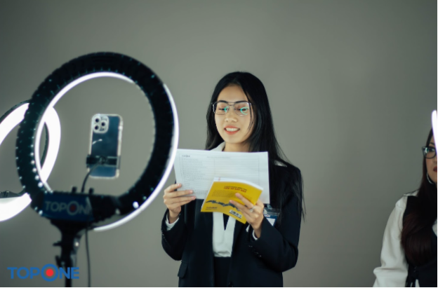 Học Viện Livestream TopOne bật mí 5+ cách bán hàng trực tuyến sinh đơn nhanh - Ảnh 3. Học Viện Livestream TopOne bật mí 5+ cách bán hàng trực tuyến sinh đơn nhanh - Ảnh 3.