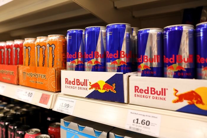 Bí mật đen tối của gia tộc Redbull: Ông nội tay trắng thành tỷ phú, cháu đích tôn ăn chơi sa đọa, được mệnh danh là 'người thừa kế không thể đụng đến' ở Thái Lan - Ảnh 4.