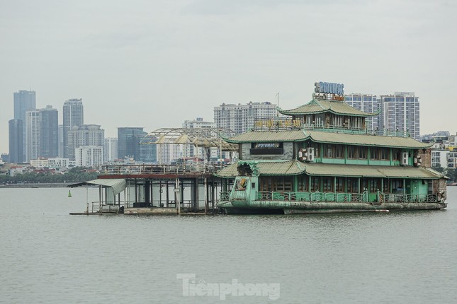 Bí thư Hà Nội: Chưa vội đưa du thuyền hoạt động ở hồ Tây