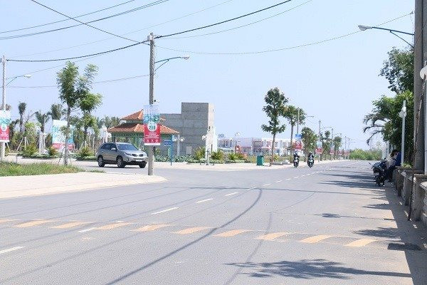 Liên tục bán cắt lỗ, giá bất động sản các tỉnh phía Nam đã giảm bao nhiêu trong 2 tháng qua? - Ảnh 3. Liên tục bán cắt lỗ, giá bất động sản các tỉnh phía Nam đã giảm bao nhiêu trong 2 tháng qua? - Ảnh 3.