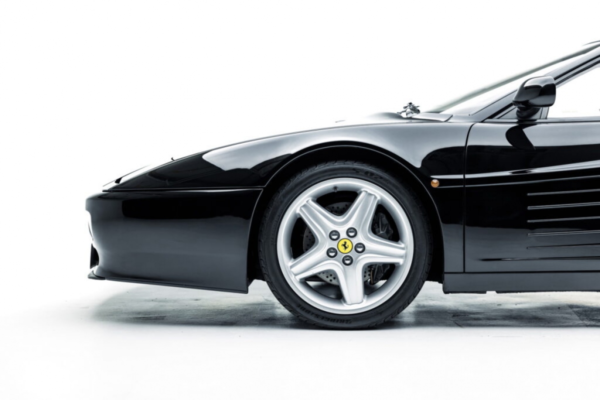 Chiêm ngưỡng 5 mẫu xe Ferrari Testarossa cổ sẽ được đấu giá tại Ý vào tháng 5 tới - Ảnh 35.