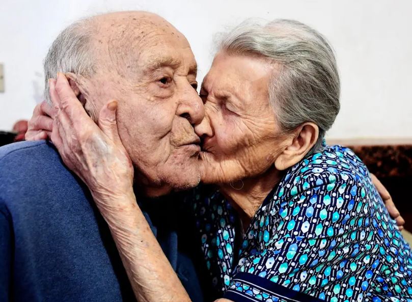 Kỷ lục người lớn tuổi nhất thế giới thuộc về cụ bà sống thọ 122 năm, nhưng con người có thể sống tối đa bao nhiêu năm? Câu trả lời sẽ khiến bạn cực sốc  - Ảnh 4.