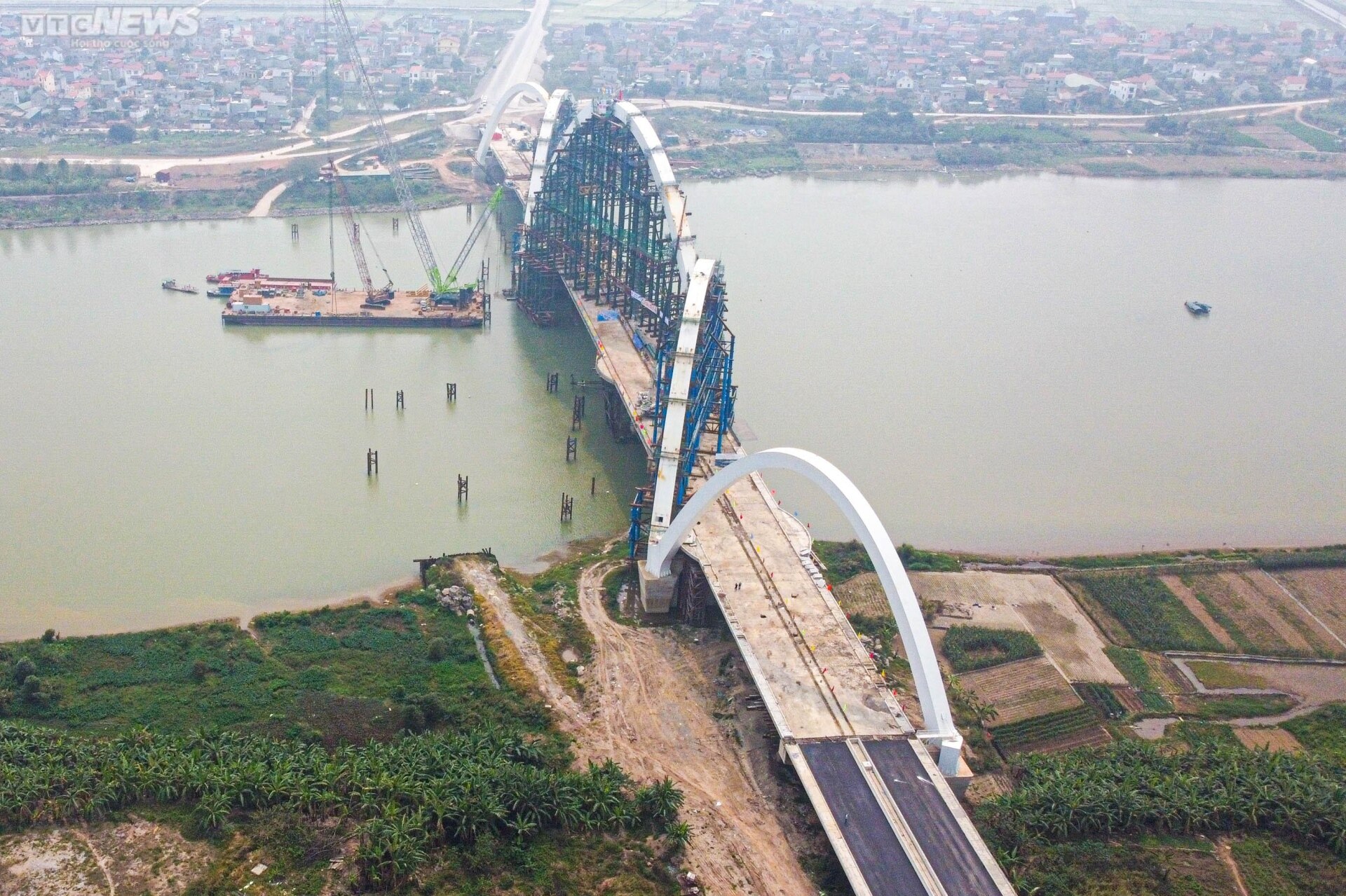 Ngắm cầu vòm thép cao nhất Việt Nam trên sông Đuống sắp đi vào hoạt động - Ảnh 13.