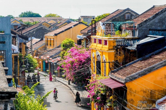Báo nước ngoài nêu 10 điểm du lịch 'không thể bỏ qua' ở Việt Nam - Ảnh 8.