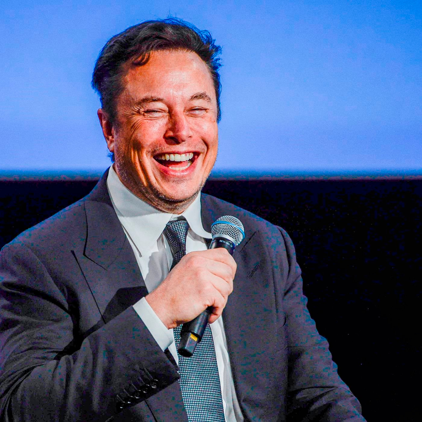 Elon Musk bí mật phát triển trí thông minh nhân tạo dù vừa kêu gọi thế giới tạm ngừng phát triển công nghệ này - Ảnh 1.