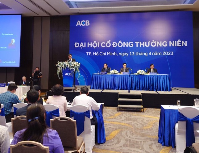 Ông Trần Hùng Huy tiếp tục làm Chủ tịch Ngân hàng ACB - Ảnh 1.