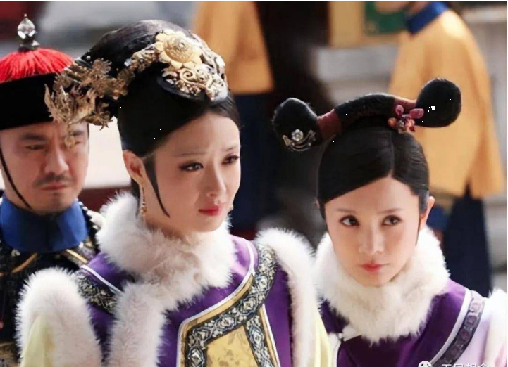 Mỹ nhân mệnh khổ: Là con tốt thí của Hoa phi và Ung Chính, bị Chân Hoàn đưa vào lãnh cung đến cái chết cũng là một ẩn số - Ảnh 4. Mỹ nhân mệnh khổ: Là con tốt thí của Hoa phi và Ung Chính, bị Chân Hoàn đưa vào lãnh cung đến cái chết cũng là một ẩn số - Ảnh 4.
