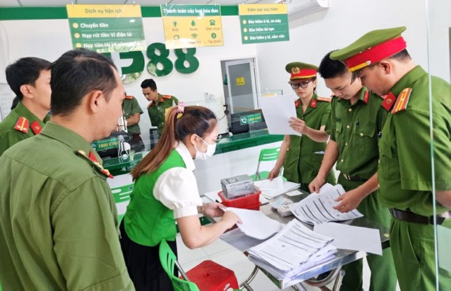 Loạt chi nhánh F88 ở Lâm Đồng thu nhiều khoản phí cao hơn cả lãi suất cho vay - Ảnh 2.