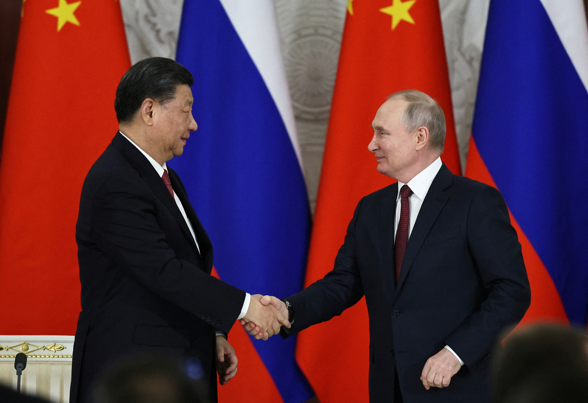 Nắm giữ thứ 'vàng đen' Trung Quốc săn lùng, Nga vẫn ngậm trái đắng vì hố sâu chiến lược: Thỏa thuận thế kỷ tiêu tan? - Ảnh 2.