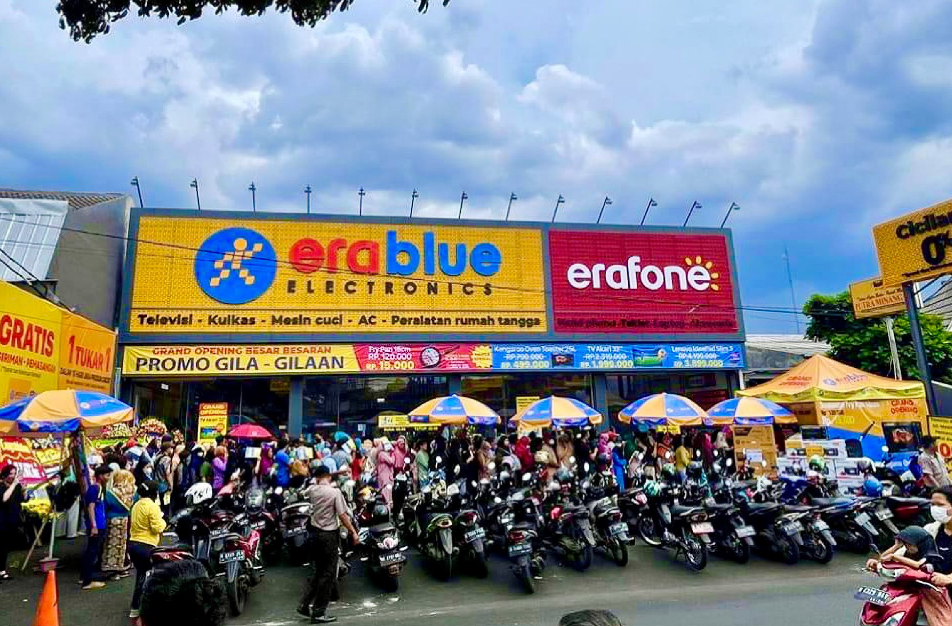 Thế giới di động tiến công Indonesia: Vì sao Erablue được thị trường ưa chuộng nhưng 5 tháng mới mở 5 cửa hàng, trái ngược kiểu &quot;mở như vũ bão&quot; ở Việt Nam? - Ảnh 1.